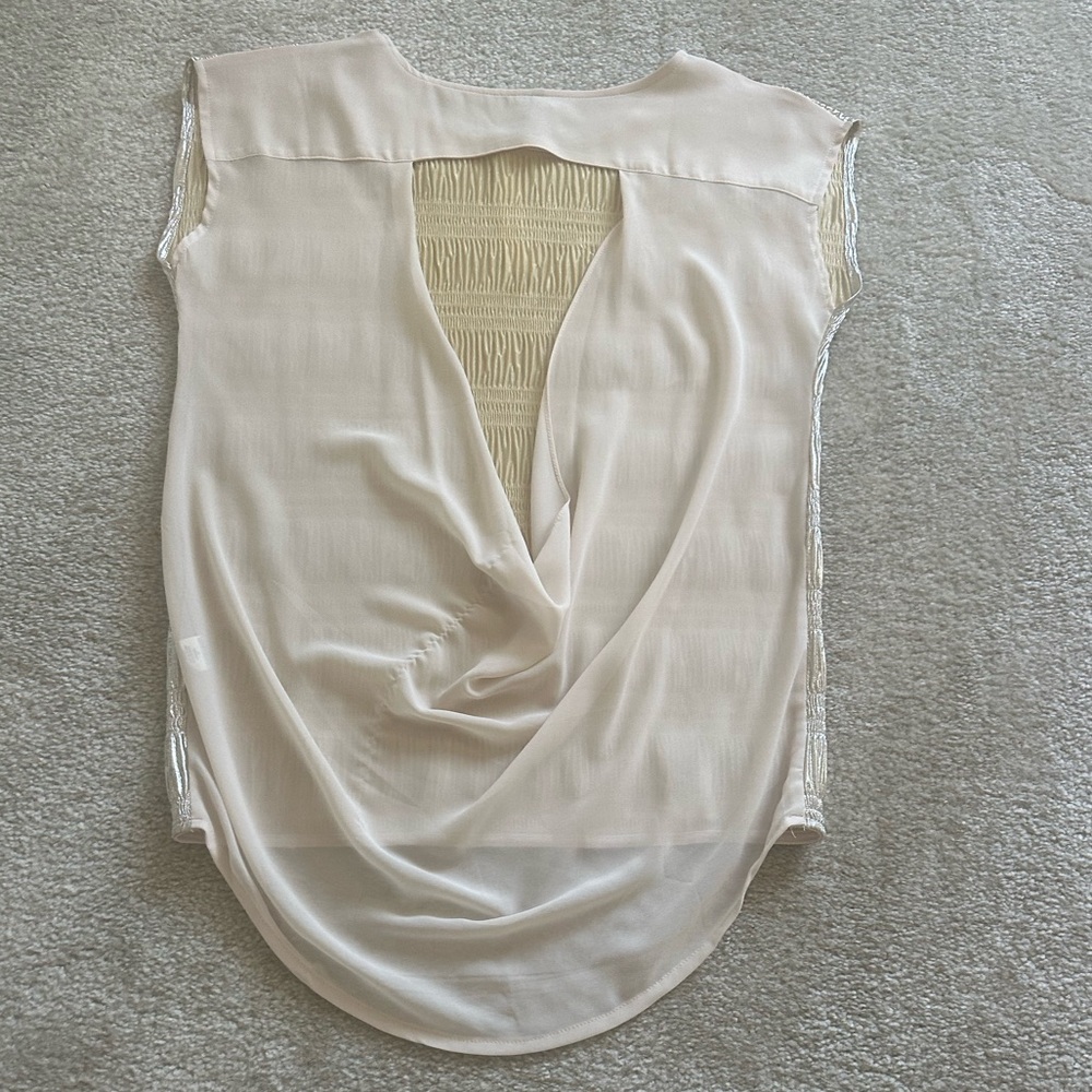 San Joy Cream Asymmetrical Sleeveless Muscle Tee - Picture 5 of 9